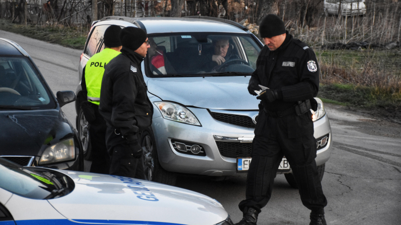 Полицейска акция разтърси Пернишко по празниците, има арестувани 