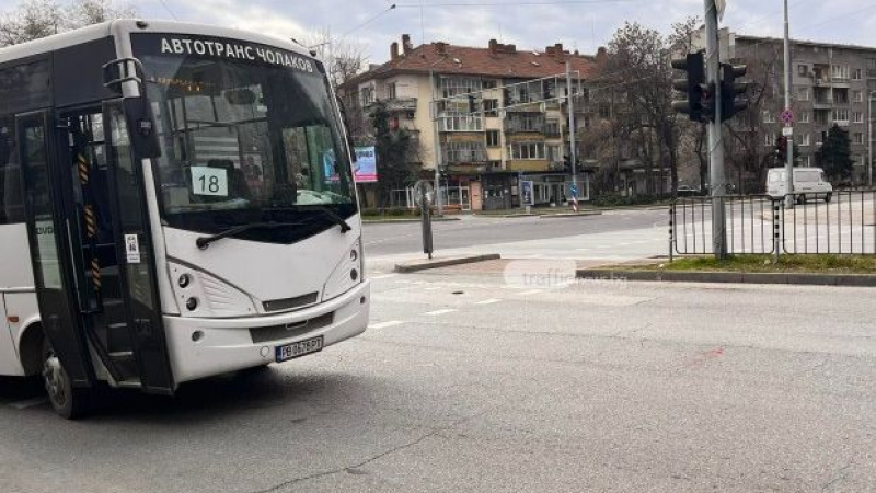 Дойде най-черната вест за жената, блъсната от автобус на градския транспорт в Пловдив 
