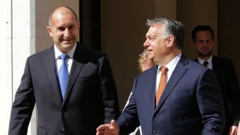 Полша: Радев, Орбан и Макрон блокират ядрените санкции на ЕС срещу Русия