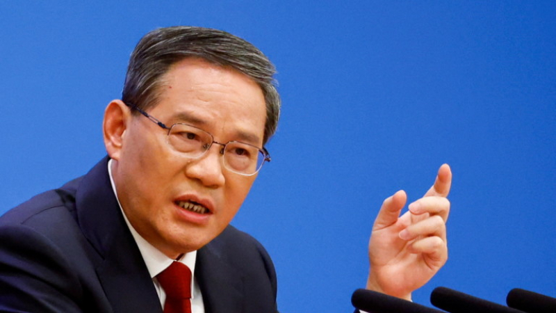 Премиерът на Китай предупреди: Целта за растеж през 2023 г. "не е лесна задача"