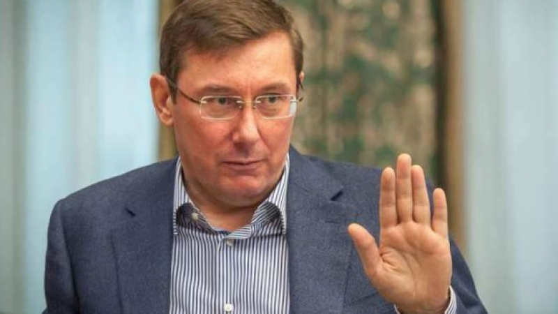 Бивш генпрокурор на Украйна: Опитват се да "вържат" ръцете на Залужни