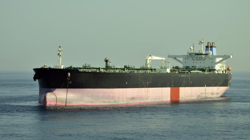 Bloomberg: САЩ създават флотилия от супертанкери за транспортиране на американски петрол до Европа