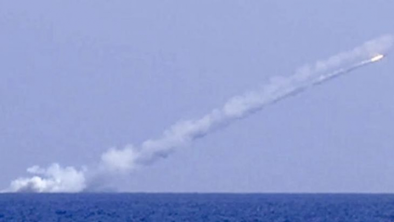 Украйна чака атака: Руснаците извадиха 24 ракети "Калибър" в Черно море