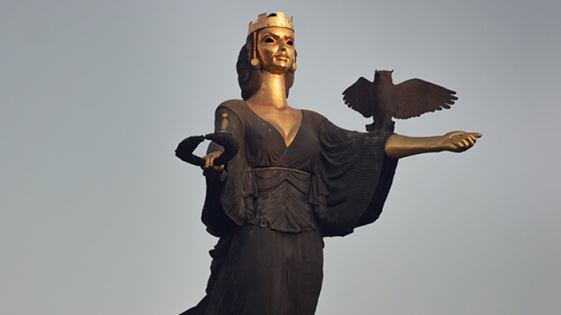 Коментар за събарянето на статуята на Света София взриви мрежата