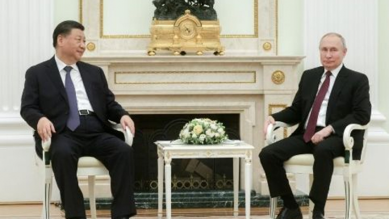 Ето какво си казаха и похапнаха Путин и Си на 5-часовата среща в Моска ВИДЕО
