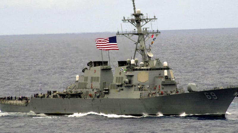 Голяма драма с US военен кораб в Южнокитайско море