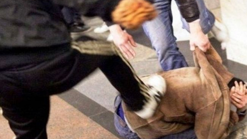  Див екшън в магазин в Исперих: Братя биха като куче свой познат заради гнусна постъпка