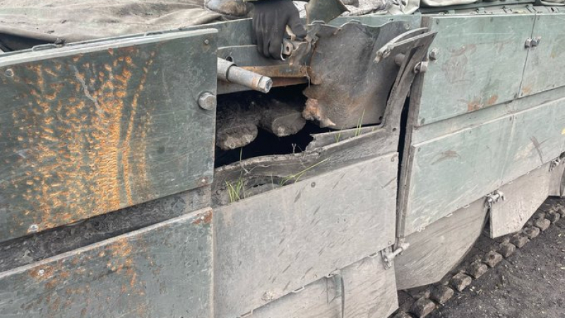 Танк Т-90М "Пробив" оцеля при пряко попадение от РПГ-7, без да получи и най-малки щети СНИМКА