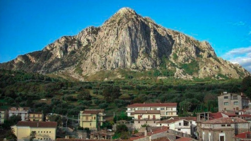 Знаете ли, че китно градче и планина в Италия носят името на България СНИМКИ