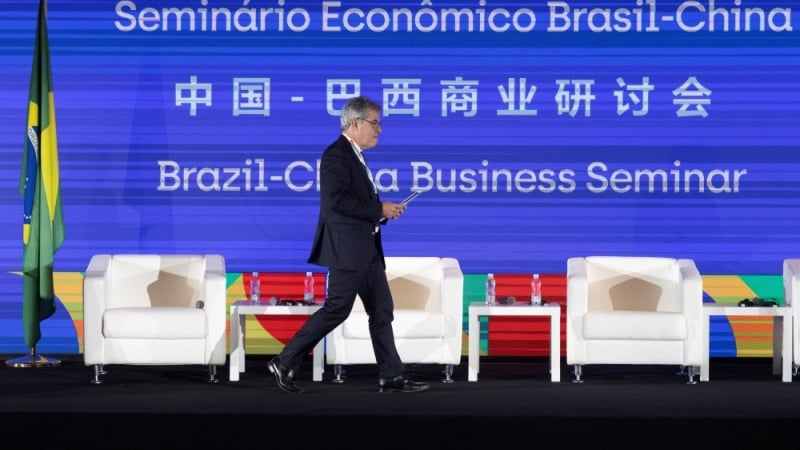 Нов шамар за Вашингтон! Бразилия и Китай се отказват от US долара