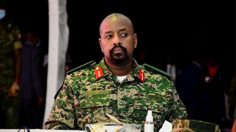 Угандийски генерал: Африка вярва единствено на Путин, ще пазим Москва от империалистите