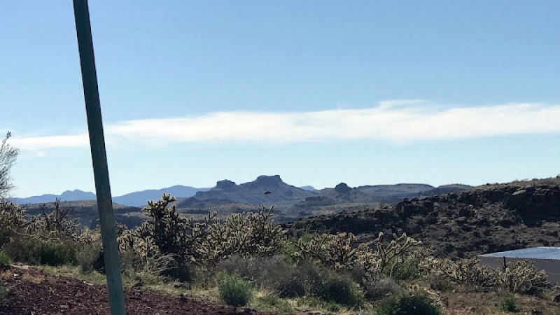 Мъж засне нисколетящо НЛО в Аризона СНИМКИ 