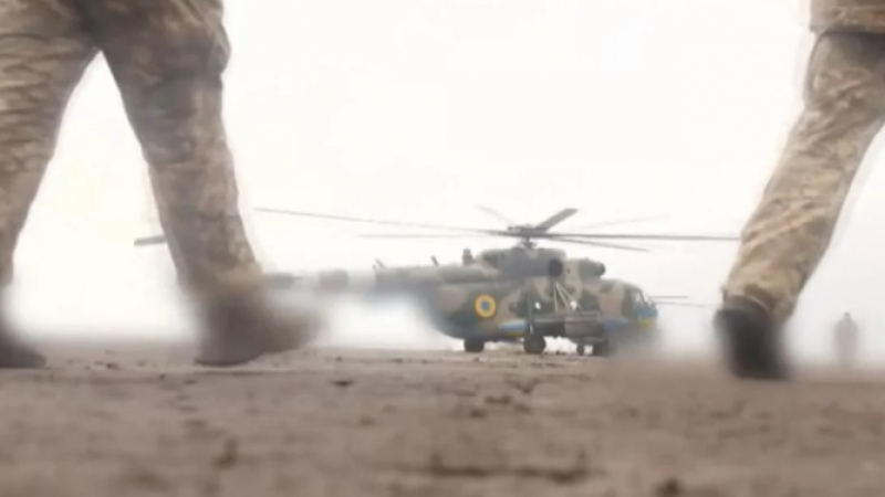 ВИДЕО от войната: Първи кадри от секретна база на украинските хеликоптери