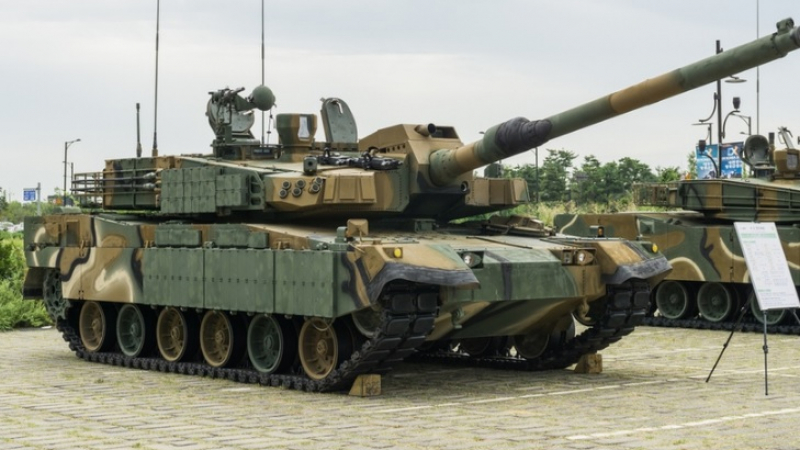 Разполагат най-новите танкове Black Panther до границата с Русия, ето какво представляват СНИМКИ