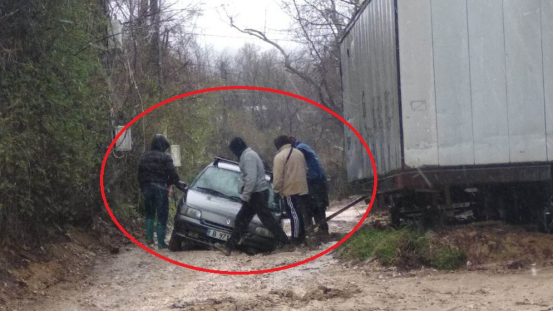 Кален ужас във Варна с блокирани хора и затънали коли СНИМКИ