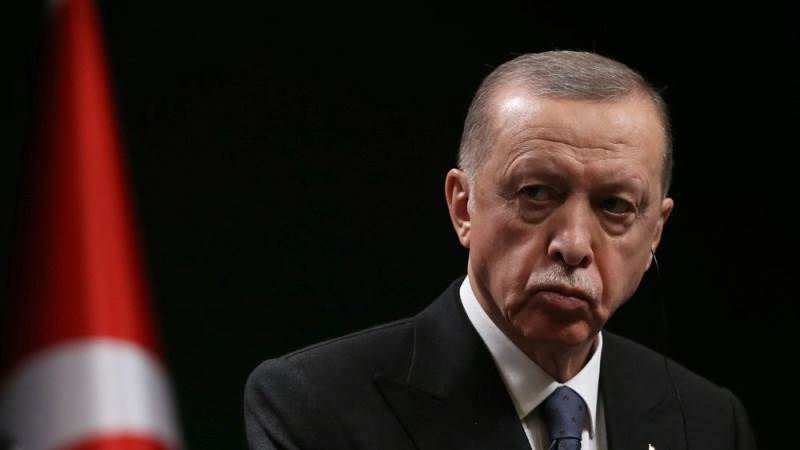 Ердоган е бесен: Трябва да дадем урок на САЩ, посланикът да си знае мястото! 