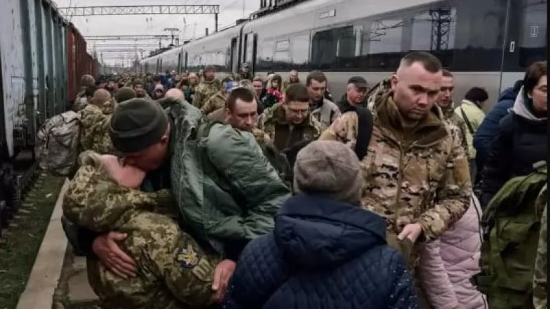 Западни медии: Киев контраатакува с 40 000 доброволци, събирани от кол и въже