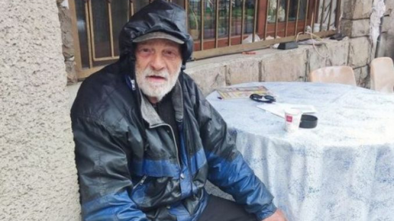 Историята на 74-г. Димитър, живеещ без ток и вода в подземието на несебърски хотел, разтърси мрежата 