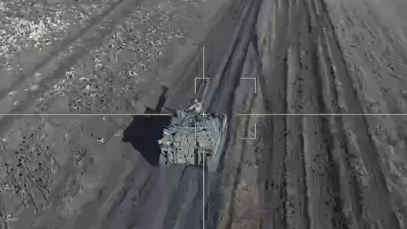 Украински командир на М109-Рaladin изумен от удар на „Ланцет“ по купола на САУ ВИДЕО