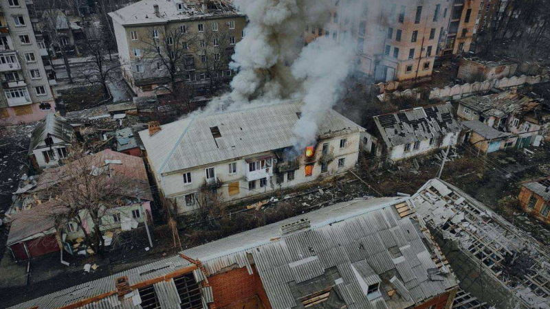 Генерал от ВСУ: Бахмут е месомелачка, трябваше да бъде предаден вече, защото... ВИДЕО