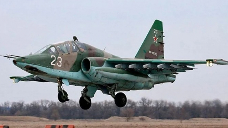ВИДЕО от войната: В мрежата се появиха кадри от свалянето на руски Су-25 край Маринка