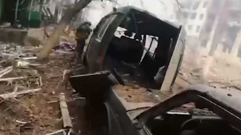 ВИДЕО от войната: ВСУ показаха нови кадри от "разбития" Бахмут