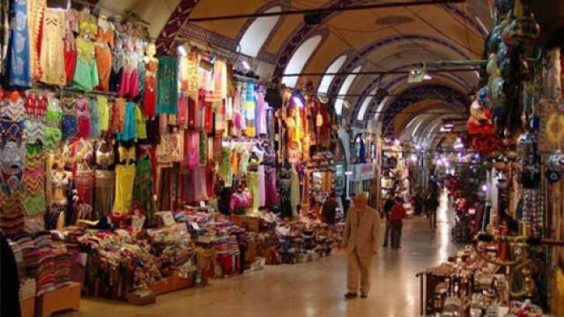 Феновете на шопинга в Турция потриват доволно ръце 