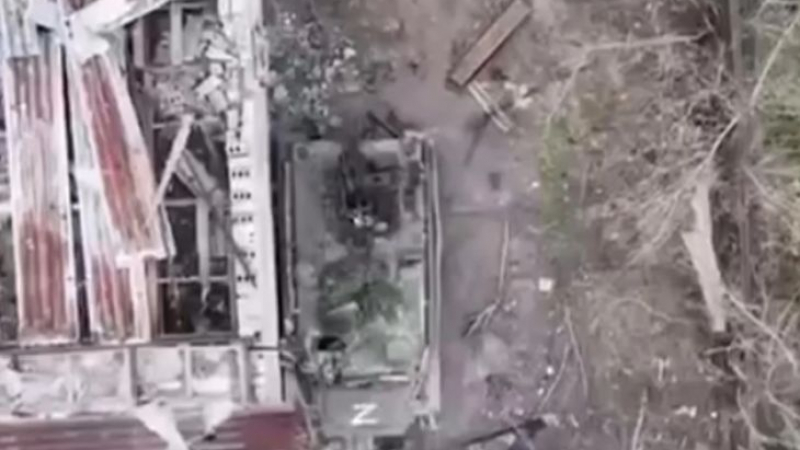 ВИДЕО от войната: ВСУ удариха скривалище на руснаци с дронове