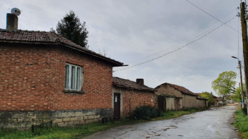 Българинът се завръща на село: Ето как се избира стара къща и какви са рисковете