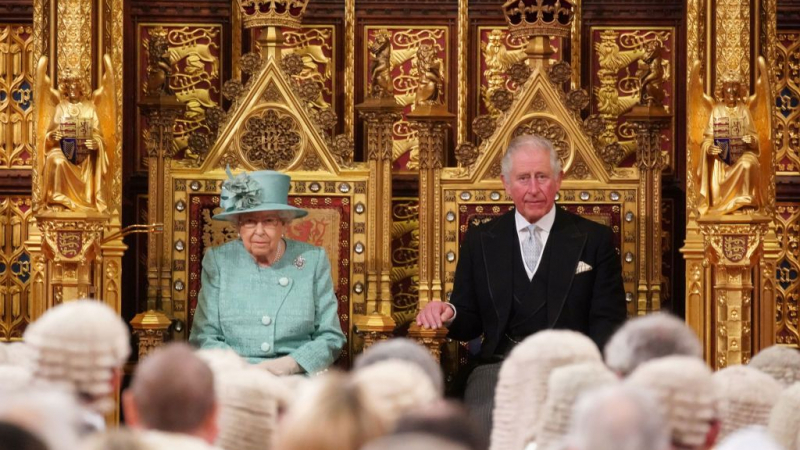 Конспиративни теории за британското кралско семейство, които шокират света