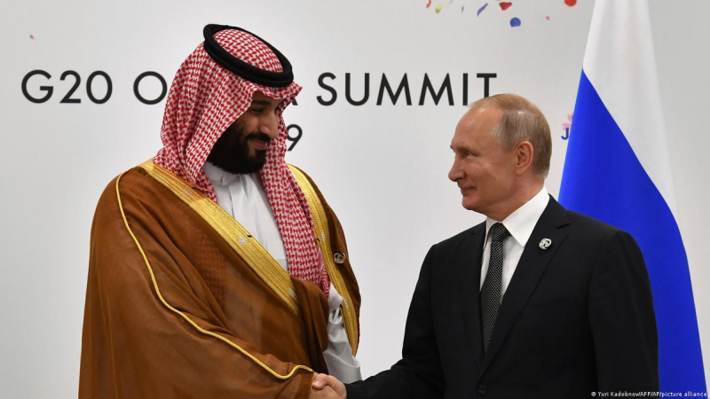 Bloomberg: Петролният пакт между Саудитска Арабия и Русия ще причини големи ядове на САЩ