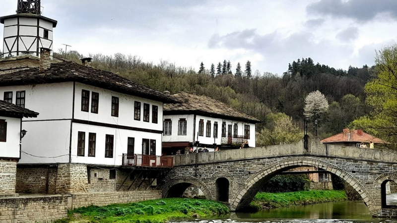Този български град крие невероятна красота, дух и култура СНИМКИ