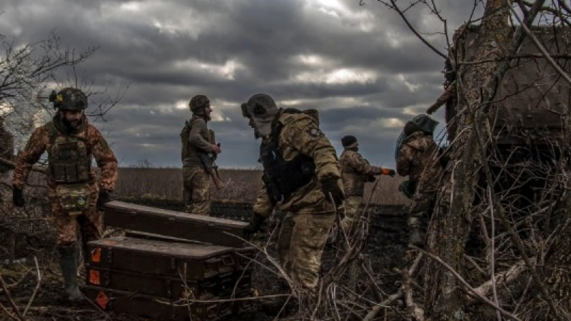 Генерал Мик Райън посочи 3 сценария за украинското контранастъпление