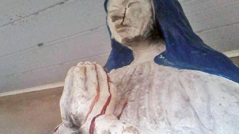 Тайната падна: Не е за вярване какво съдържат сълзите на плачещата статуя на Дева Мария