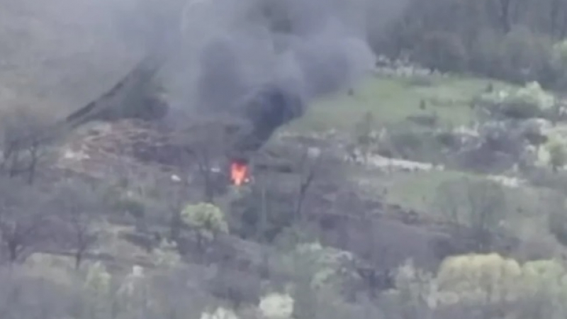 ВИДЕО от войната: ВСУ поразиха прецизно руска техника в Луганска област