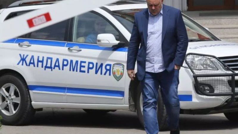 Експерт по сигурността със смразяващи подробности защо бомбата е трябвало да убие Гешев