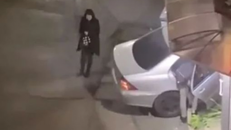 Неочаквана развръзка с шофьорката, забила колата си в цветарски магазин в "Люлин" в София ВИДЕО