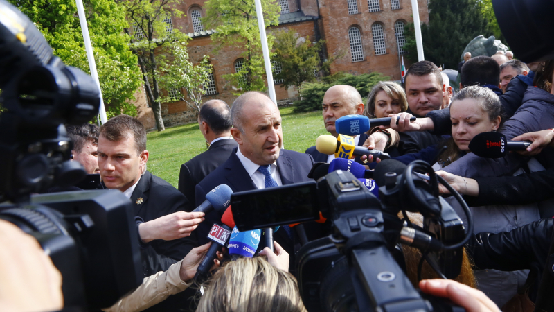 Министър на Радев каза ще става ли кмет на София 