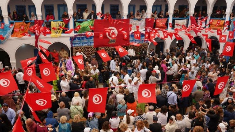 Нападение и смъртоносна стрелба до синагога в Тунис ВИДЕО