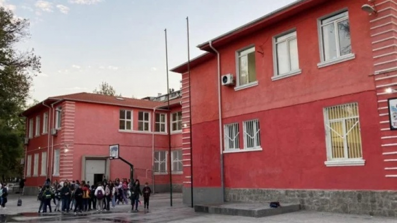 Разбра се какво се е случило в училище с шестокласника, който се самоуби в Пловдив
