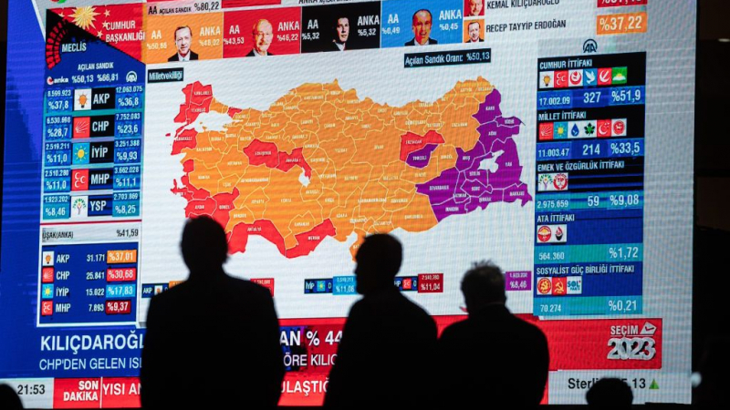Ердоган или Кълъчдароглу: Кого избраха гласуващите у нас турци 