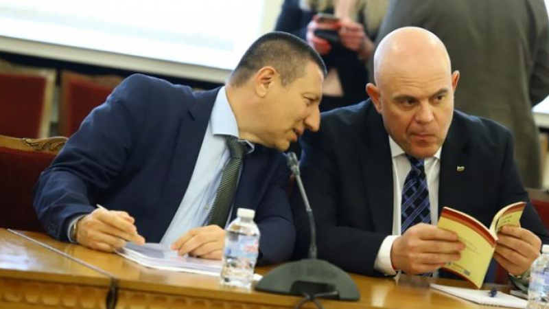 Цъка бомба: Цончо Ганев издаде скандална мълва от НС за свадата Гешев - Сарафов