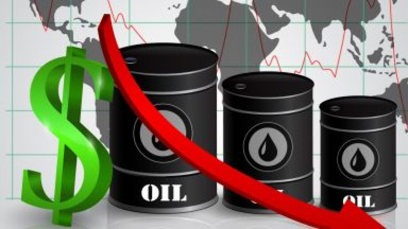 Цените на петрола бележат лек спад, ето какъв е той