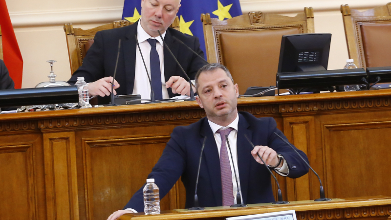Делян Добрев: Законопроектът за отнемане концесията на „Росенец” е на ДПС