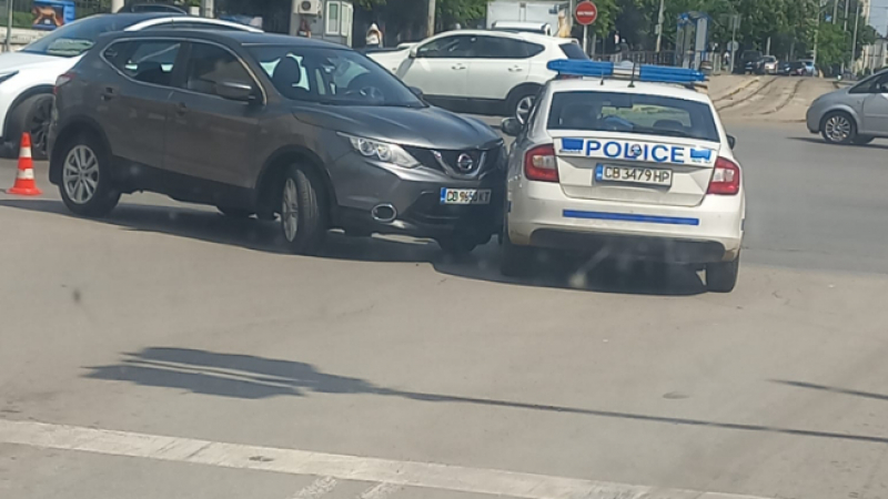 Адско меле с патрулка в София, ето какво се случва СНИМКА