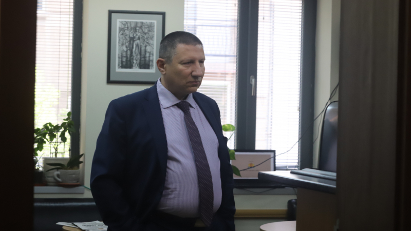 Сарафов изригна гневно след отказа на Зартова да подаде оставка 