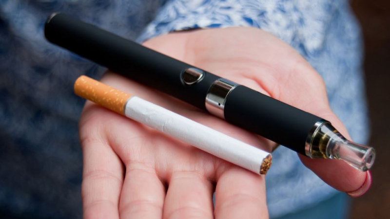 Пушите ел. цигара - след година ви чака здравословен ужас, предупреди пулмологът д-р Ангелова ВИДЕО
