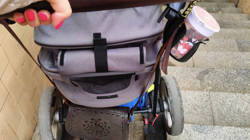 Софиянка с бебешка количка избесня: С кеф да се разходиш, фитнес да правиш СНИМКИ