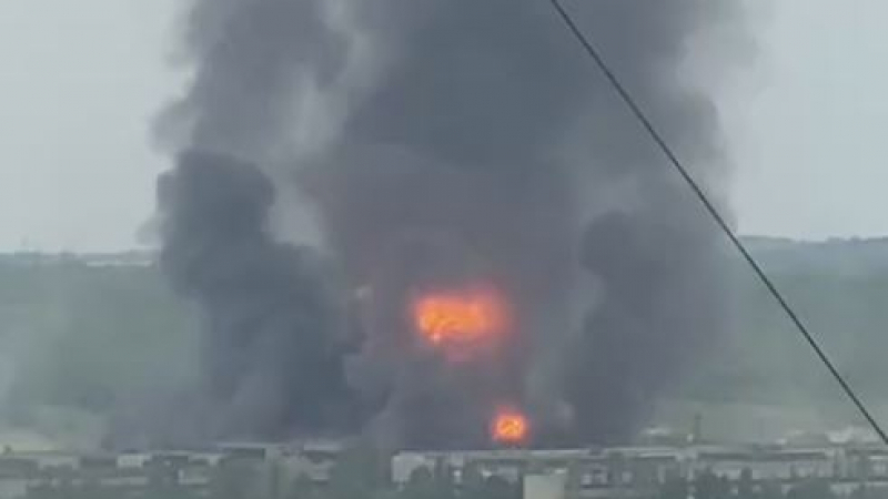 Украинската авиация нанесе масиран удар със Storm Shadow по Луганск, ракети от РСЗО брулят Горловка ВИДЕО
