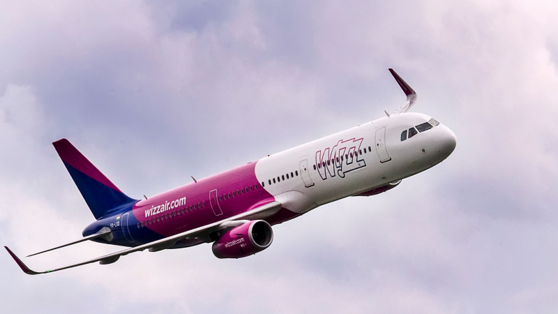 Инфарктна ситуация със самолет на Wizz Air и български граждани на летище в Германия